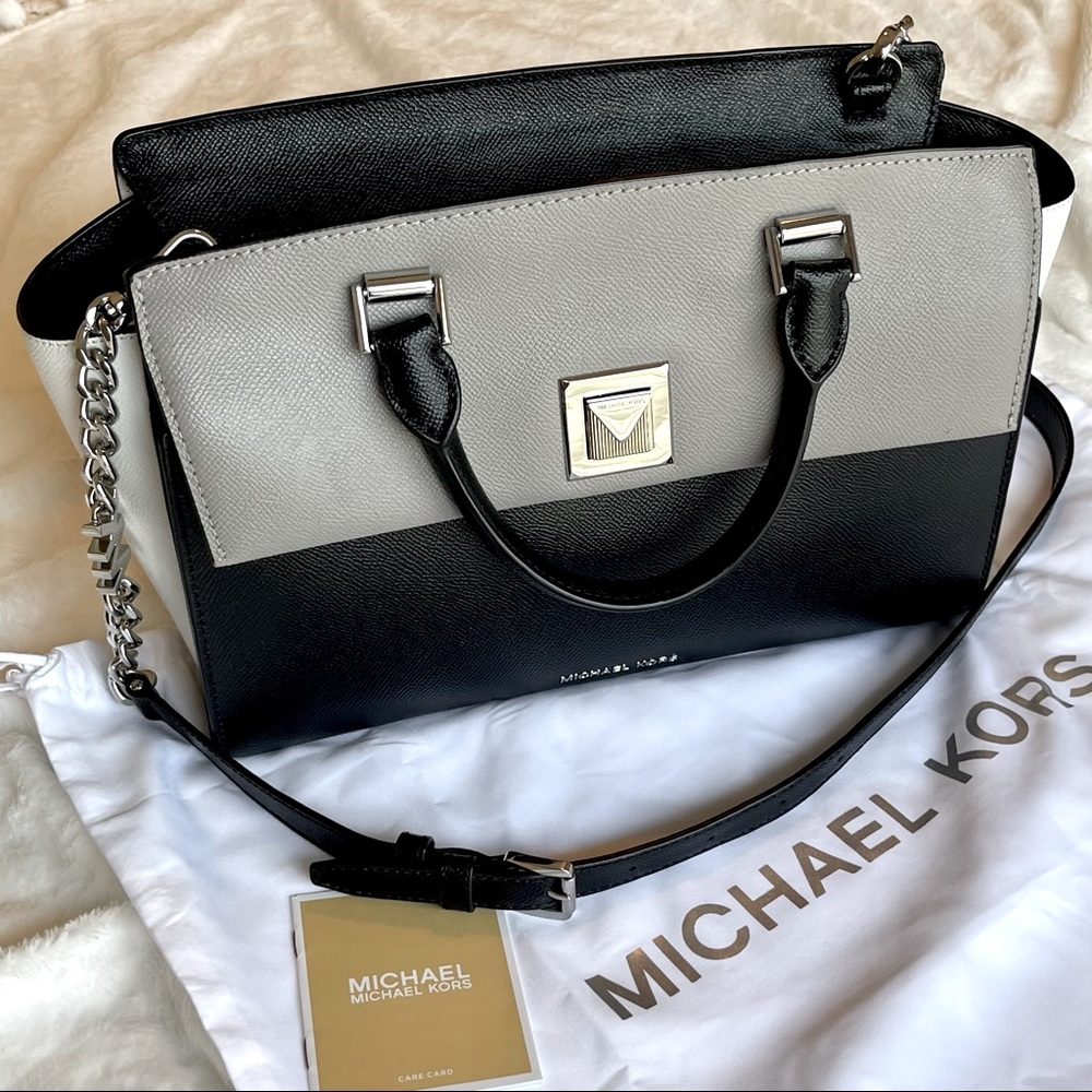 Michael Kors Sylvia Medium Top Zip Leather Purse